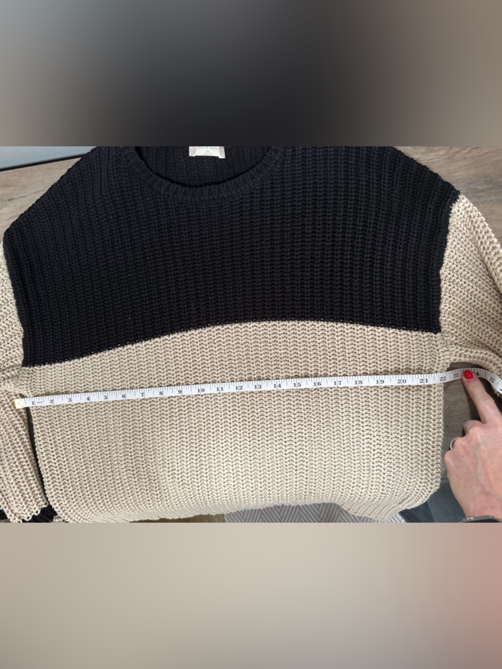 Altar'd State Black & Beige Colorblock Crew Sweater - Picture 8 of 8